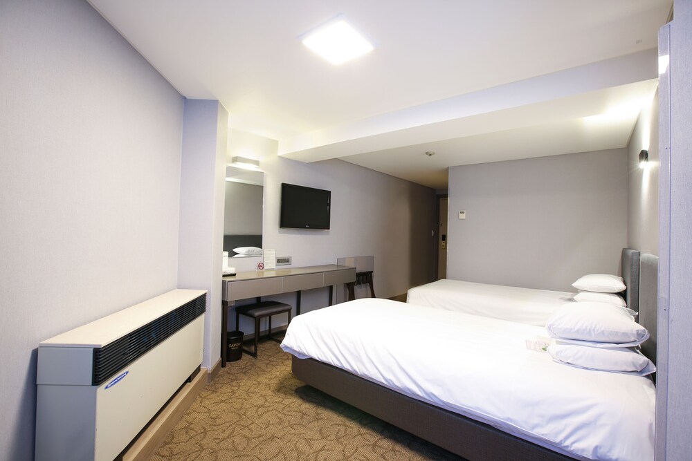 Guestroom