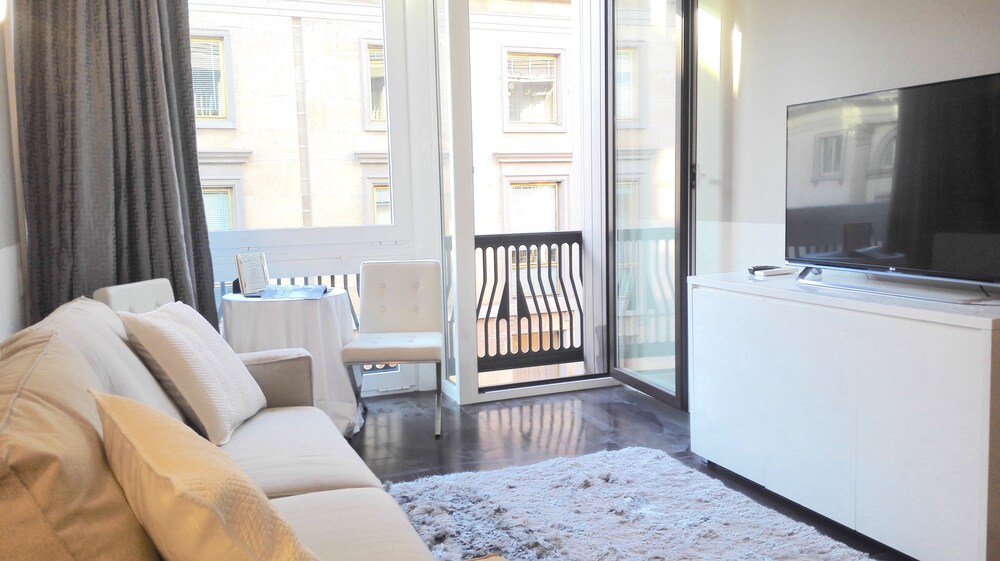 Silver Moon Suite - Living Area