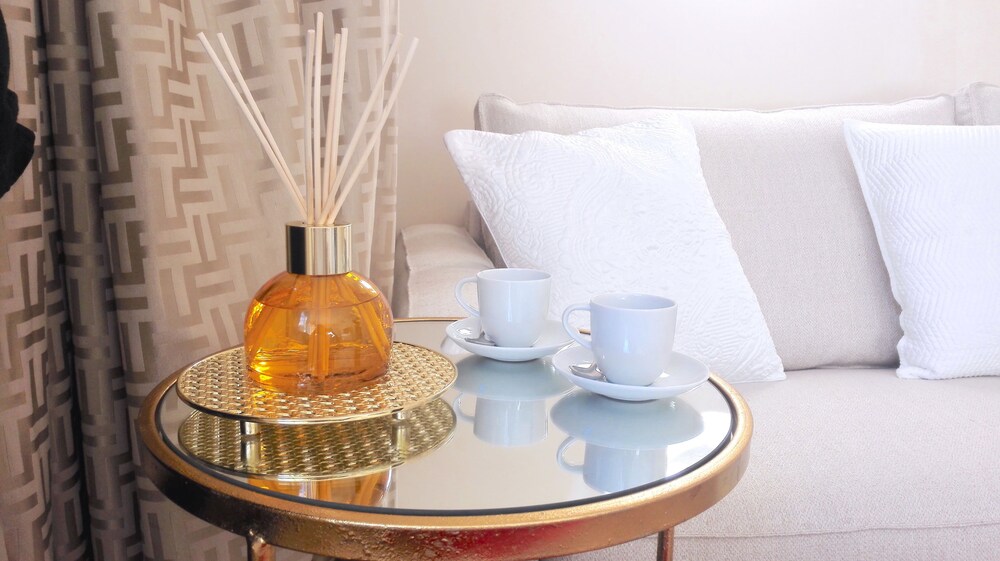 Golden Suite - Guestroom