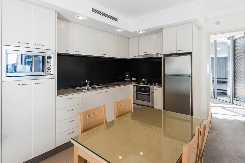 Room, 1 Bedroom, River View - In-Room Dining