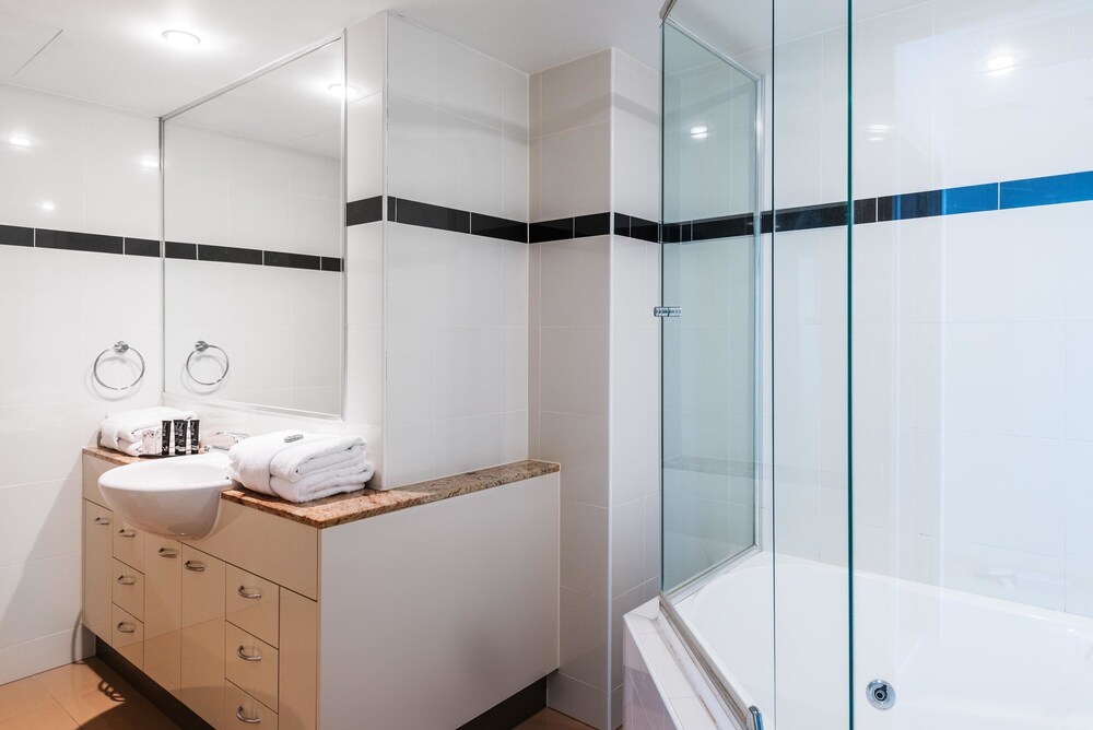 Standard Apartment, 3 Bedrooms - Guestroom