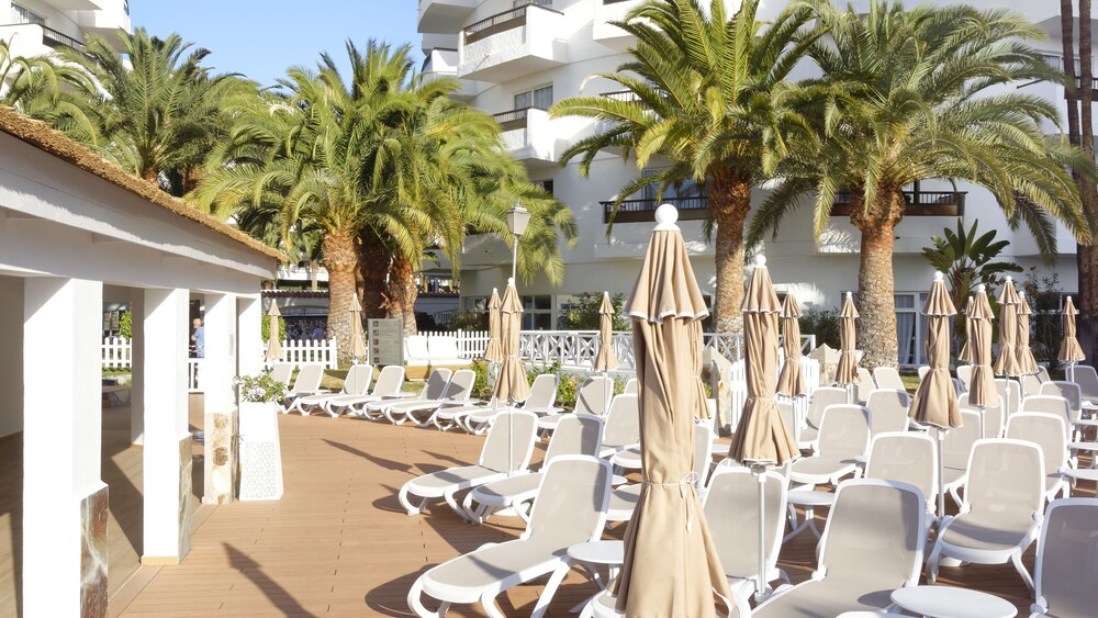 Sundeck