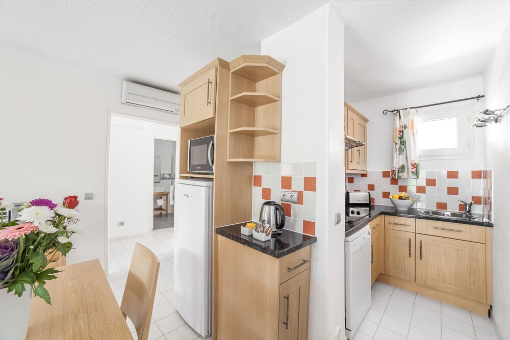 In-Room Kitchenette