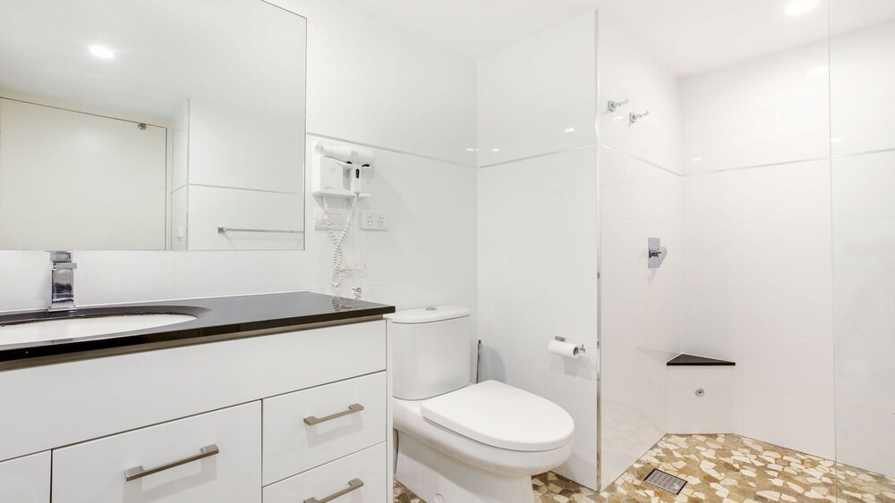 Salle de bain (Appartement Standard, 2 chambres, non-fumeur, cuisine)