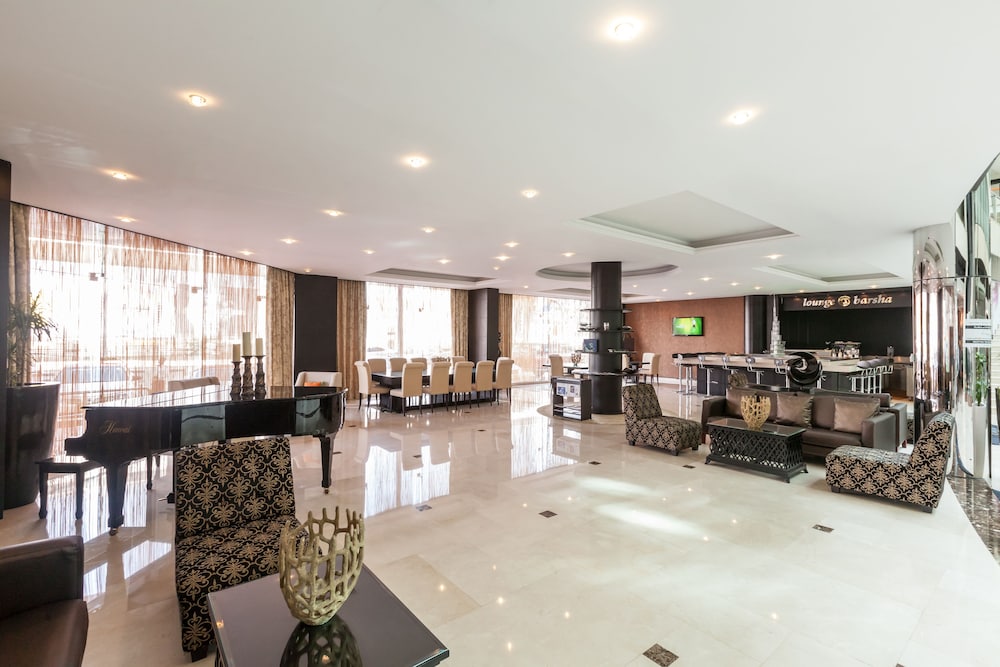 Hotel Bar