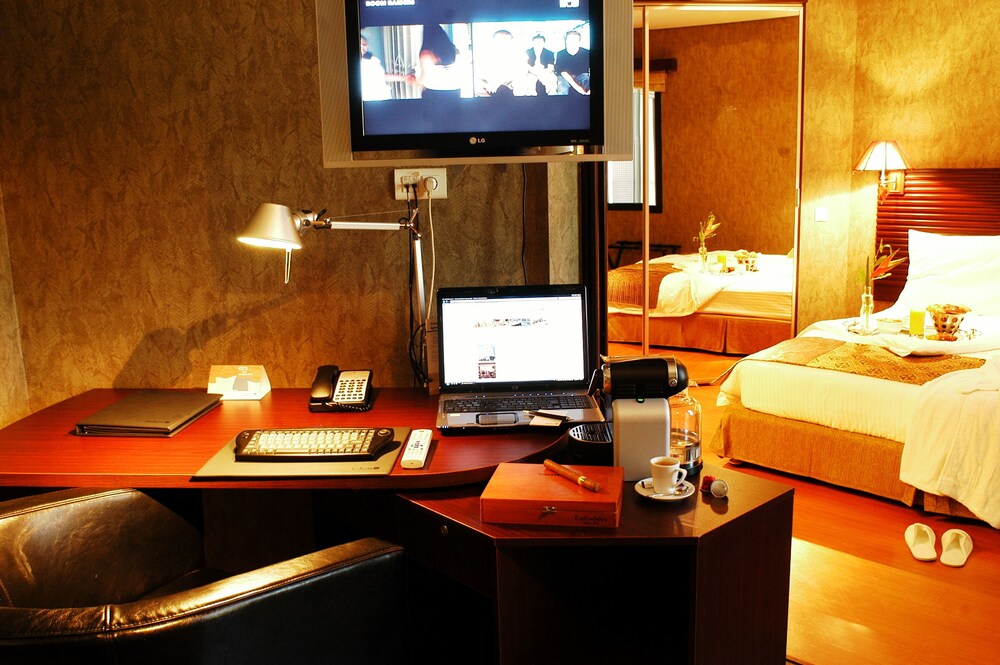 Guestroom