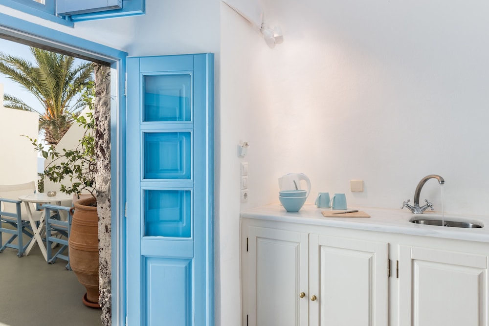 In-Room Kitchen
