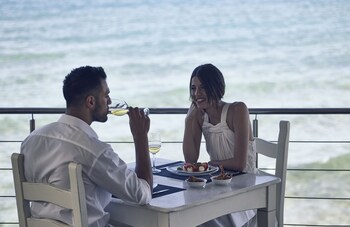 Couples Dining