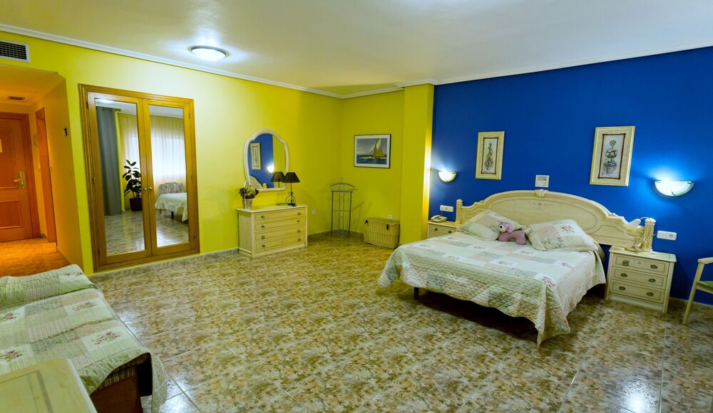 Guestroom