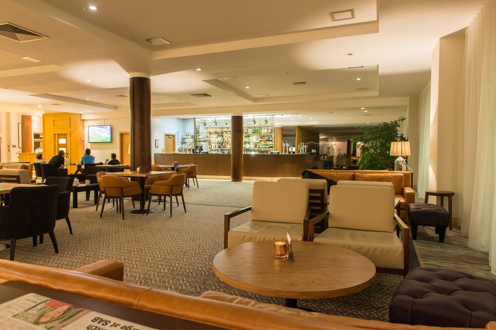 Hotel Bar