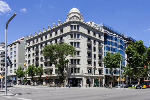 Casagrand Luxury Suites