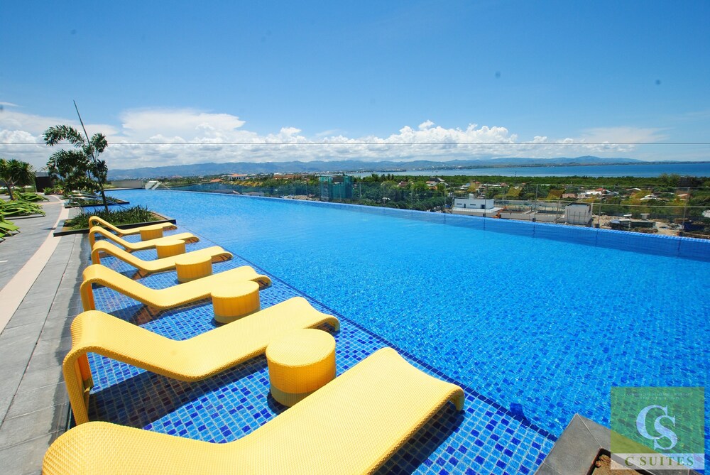 Infinity Pool