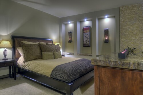 Luxury 5 Star Property at Santana Row - New Listing