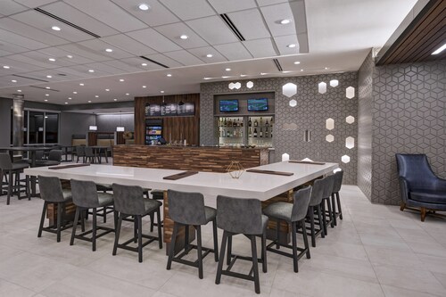 Courtyard by Marriott Houston Sugar Land/Lake Pointe