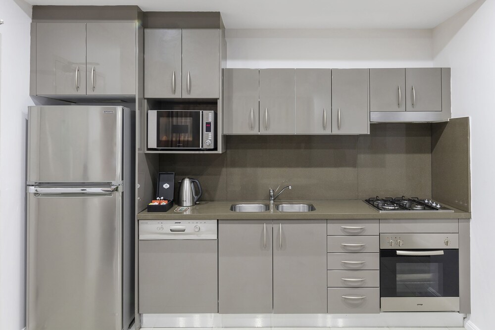 Studio Altitude Suite - In-Room Kitchen