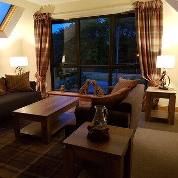 Hotel Lounge