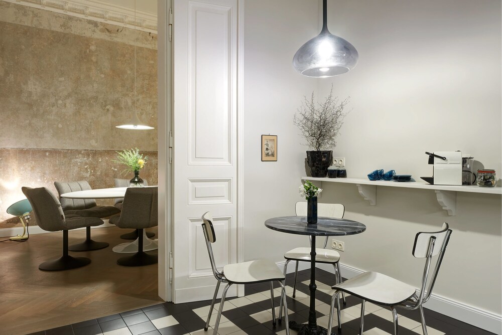 Zimmerausstattung (Apartment, 3 Schlafzimmer (CORA C - Tschaikowskistraße 19))