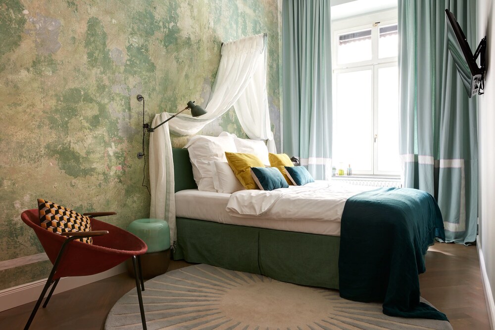 Zimmer (Apartment, 3 Schlafzimmer (CORA C - Tschaikowskistraße 19))