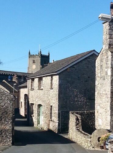 A holiday barn in the Arnside and Silverdale AONB - coast, lakes and fells!