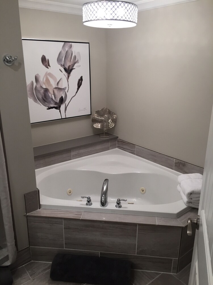 Jetted Tub