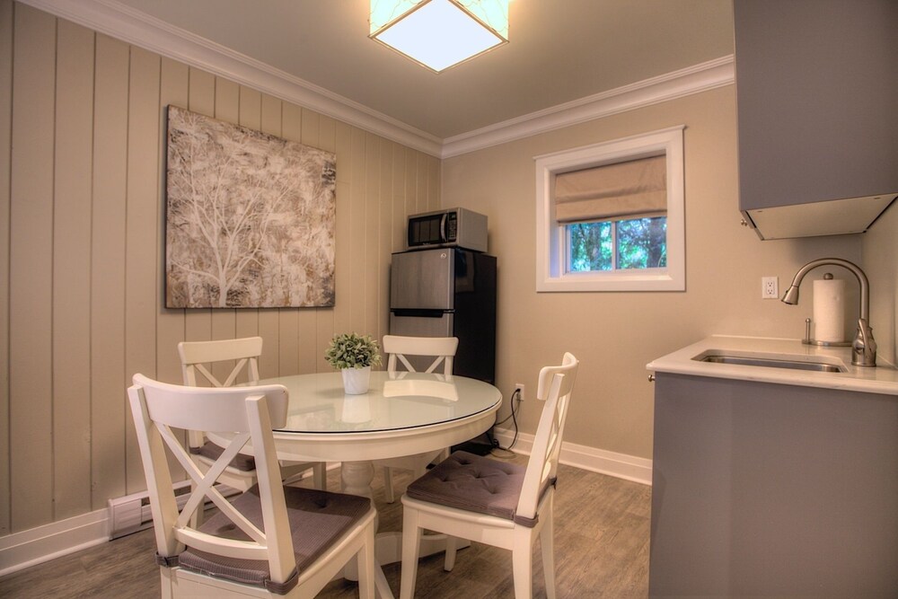 In-Room Kitchenette