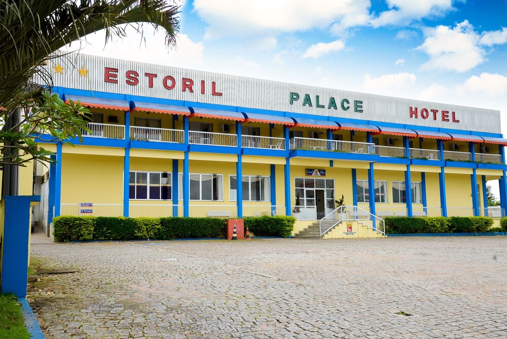 Fachada do hotel