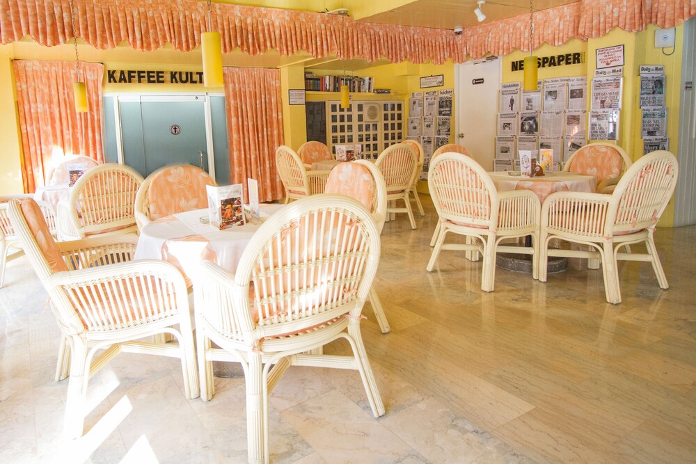 Cafe