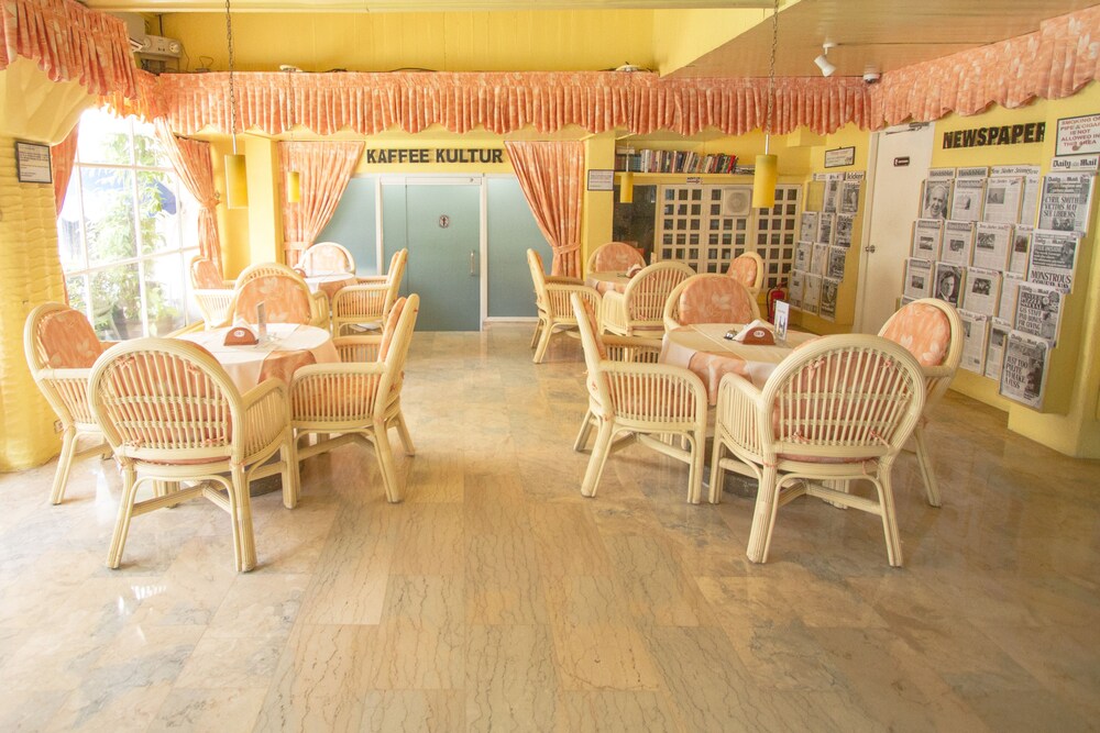 Cafe