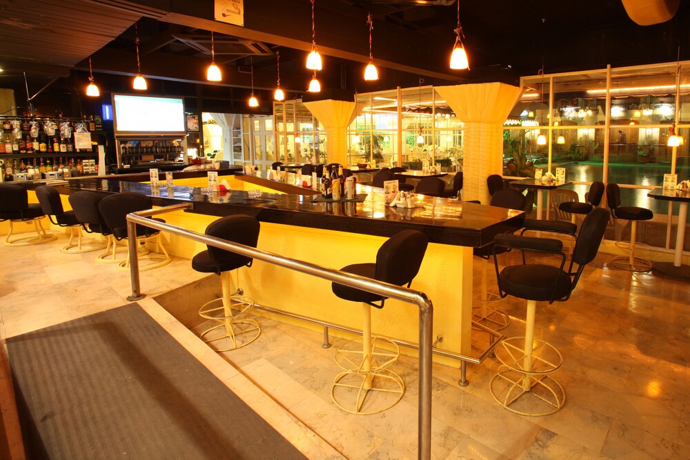 Hotel Lounge