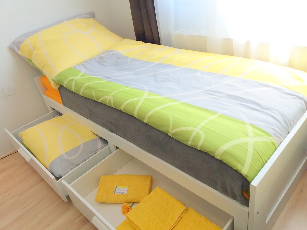 Zimmer (Studio-Apartment-22m2-101-102-103)