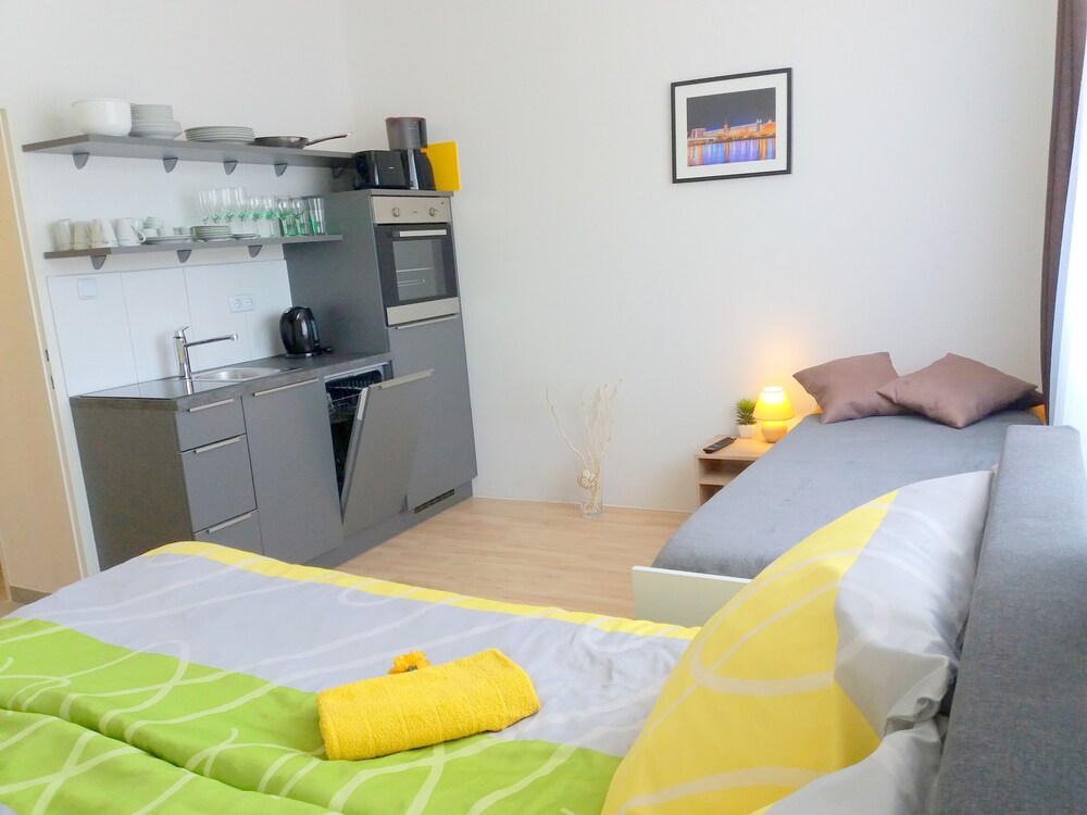 Zimmer (Studio-Apartment-22m2-101-102-103)