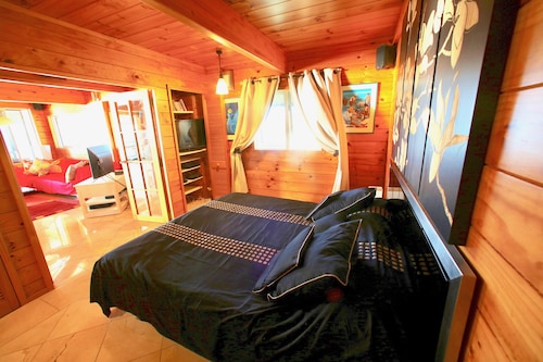 OVERWATER BUNGALOW N ° 3