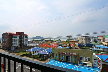 Guestroom View