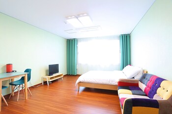 Guestroom