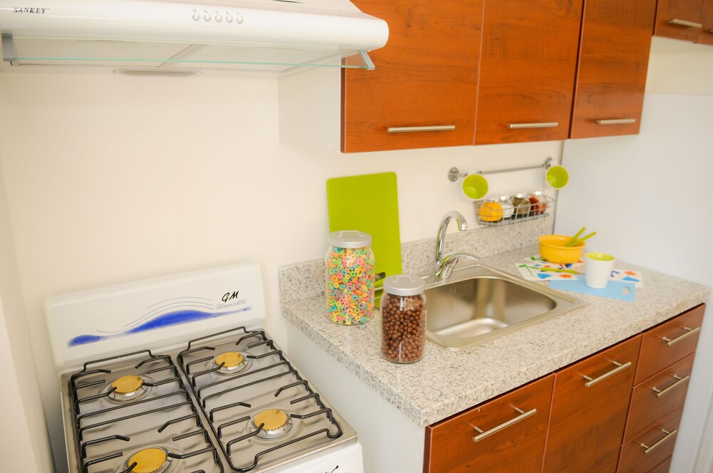 Standard Apartment, 1 Bedroom, Pool View, Ground Floor - In-Room Kitchen