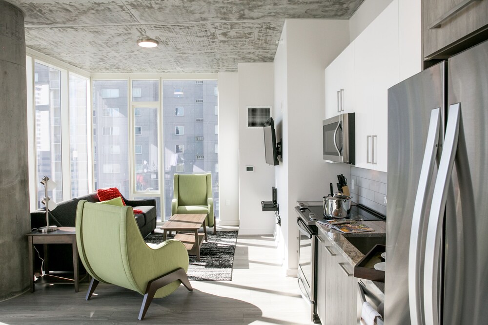 Premium Apartment, 1 Bedroom - Living Area