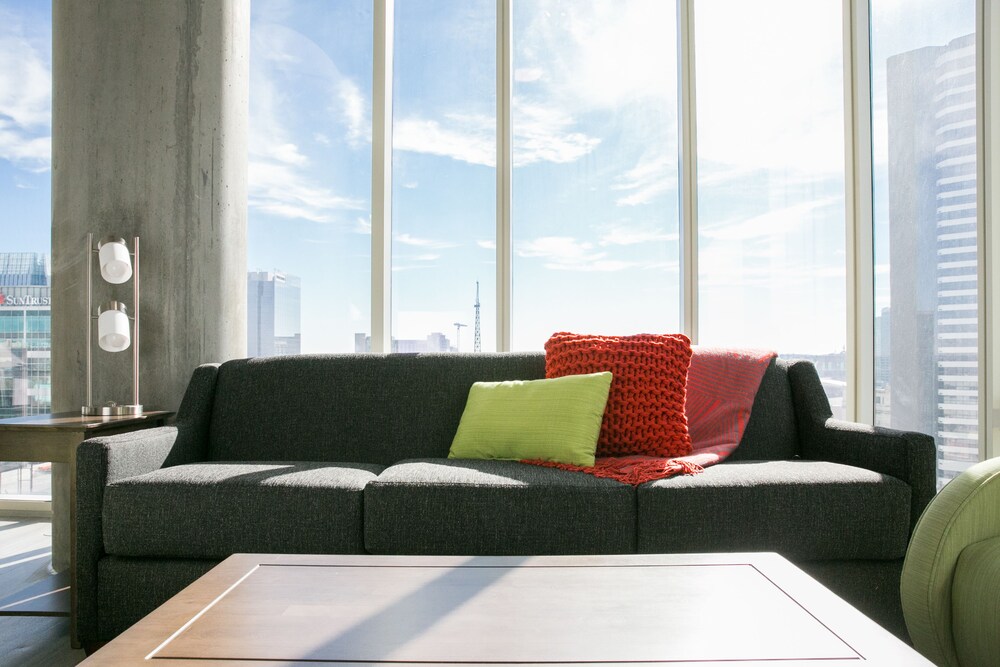 Premium Apartment, 1 Bedroom - Living Room