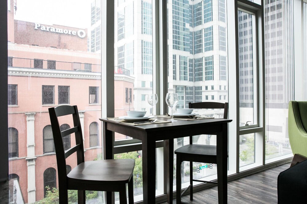 Standard Studio, 1 King Bed - In-Room Dining