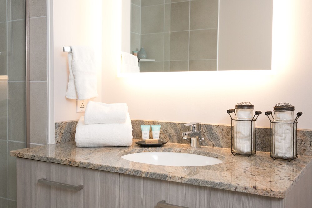 Standard Apartment, 1 Bedroom - Bathroom Sink