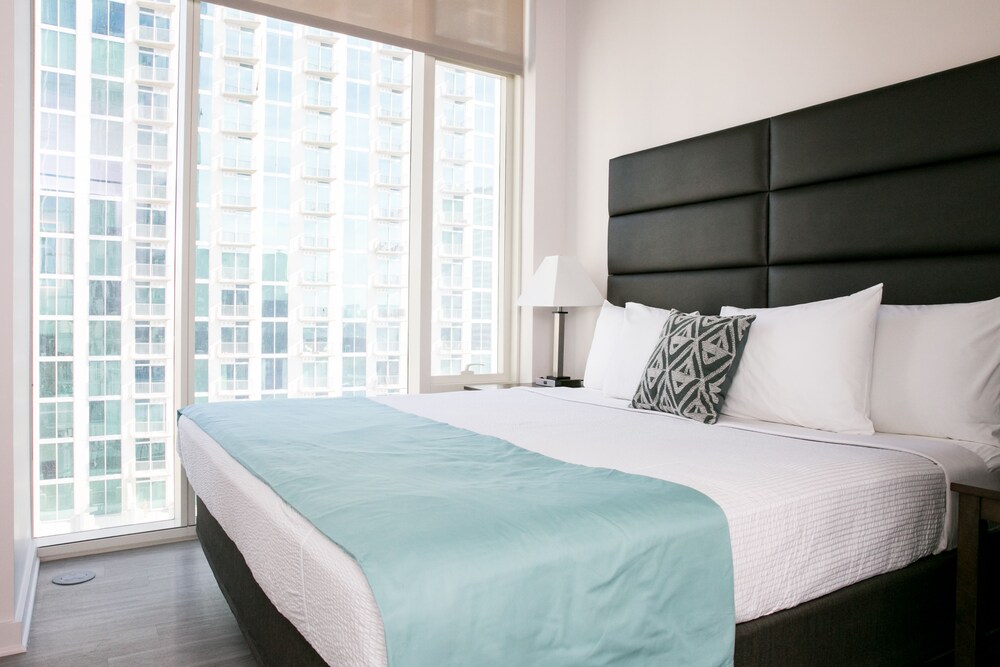 Premium Apartment, 2 Bedrooms - Guestroom