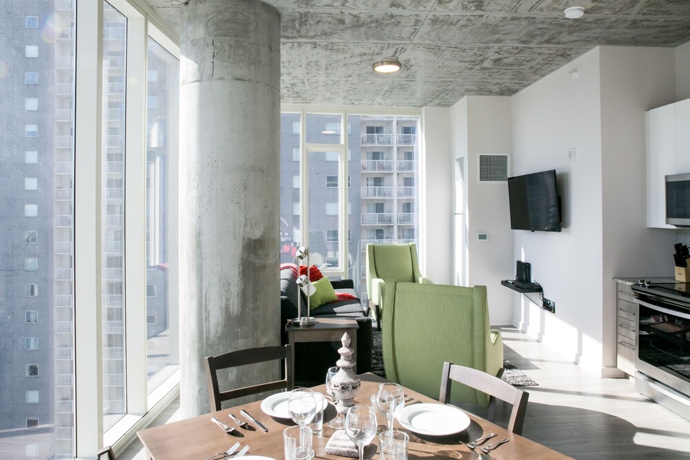 Premium Apartment, 1 Bedroom - Living Area