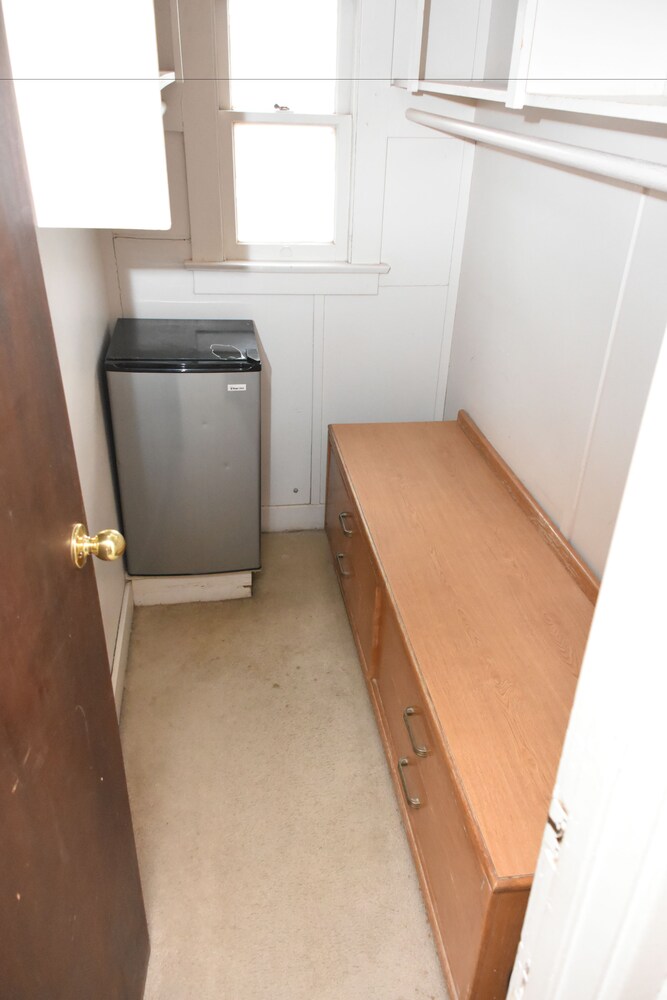 Mini-Refrigerator