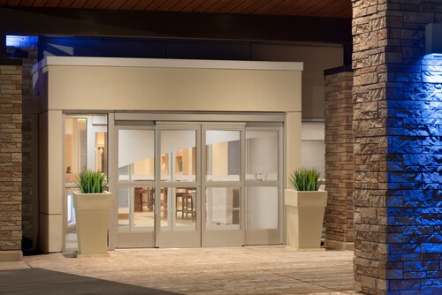 Holiday Inn Express And Suites-Cincinnati South - Wilder