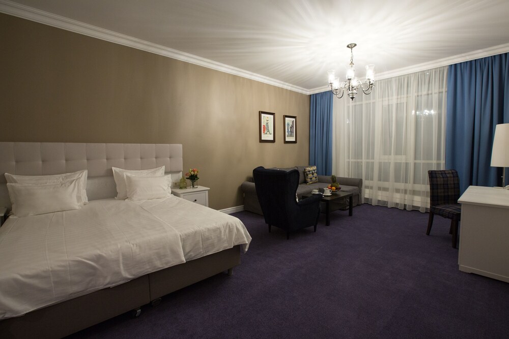 Standard Double or Twin Room - Guestroom