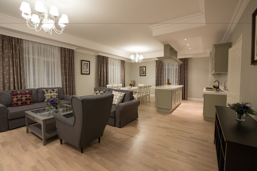 Apartment (Monte Carlo) - Living Room
