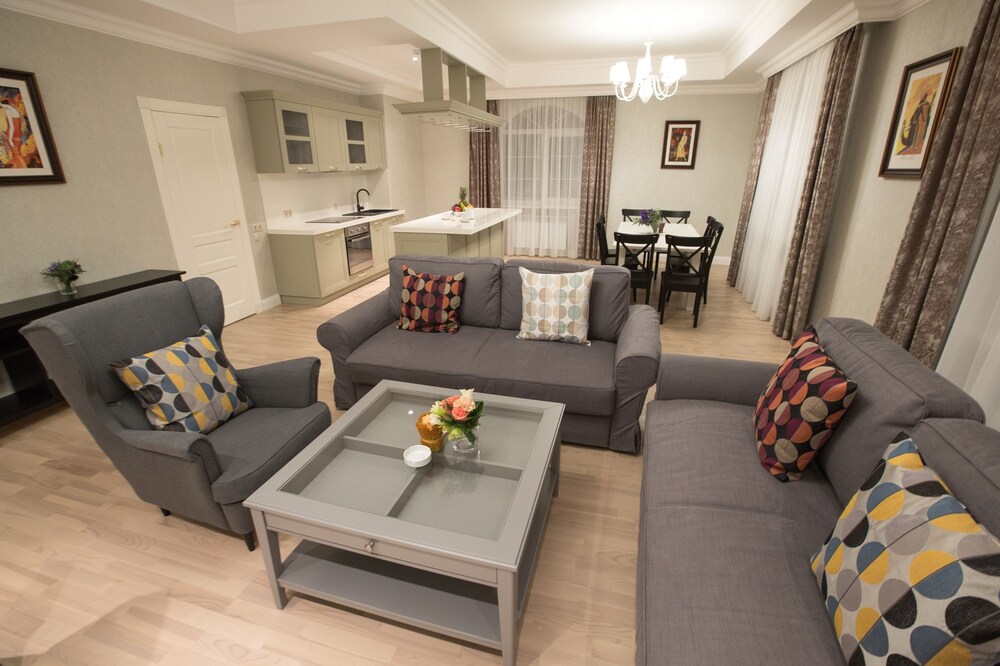 Apartment (Monte Carlo) - Living Room