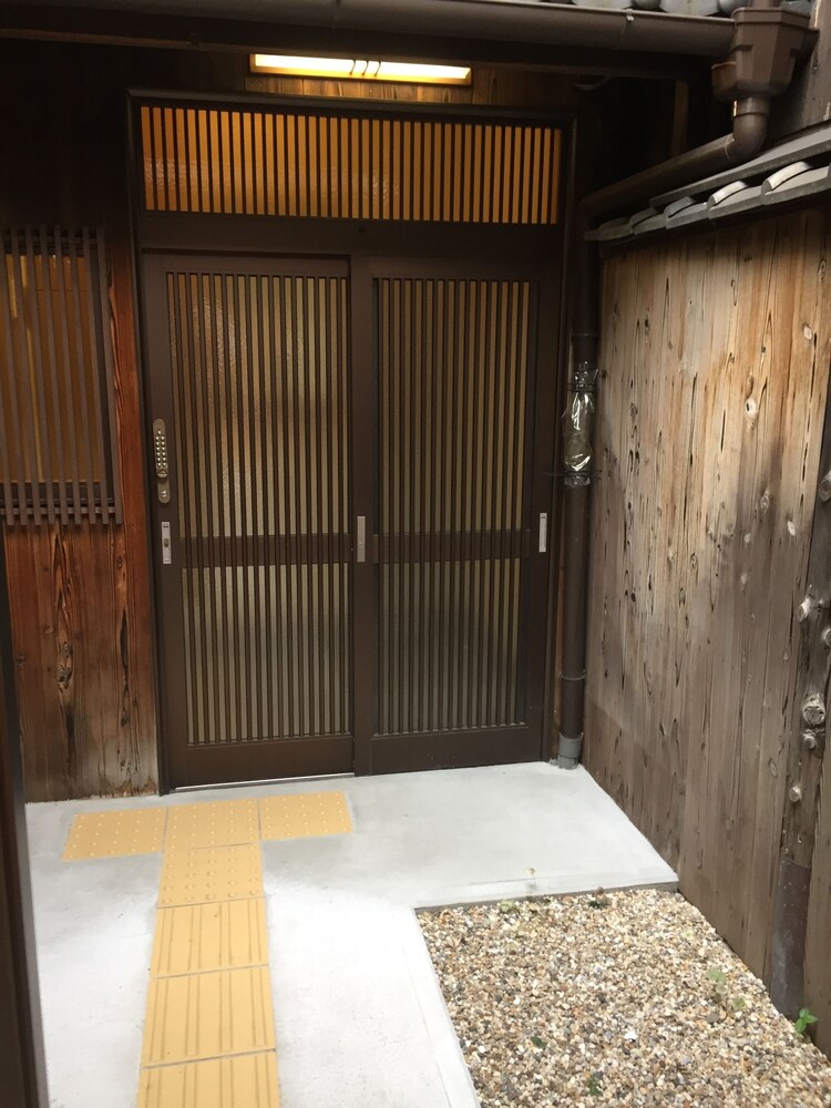 ホテル エントランス