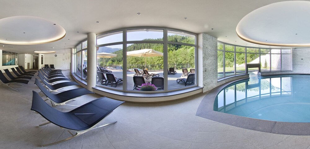 Piscine couverte