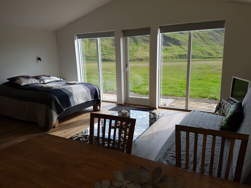 Bólstaðarhlíð, Cottage/Studio with great view
