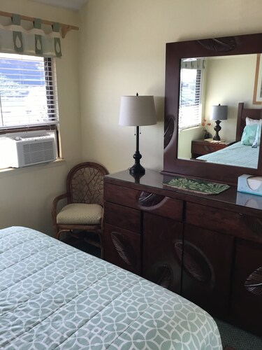Nice 2BR@Beach Sleeps 5-$198 night-Hear Waves! Value, Comfort, Best Location,